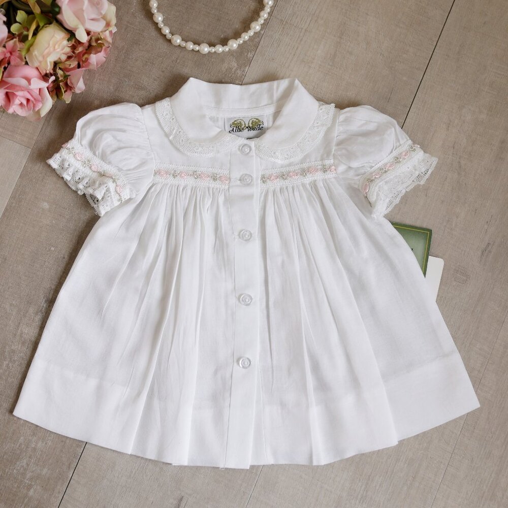 White Heirloom Day Gown Dress NB/3M Vintage Lace Embroidered Trim RARE FIND NWT